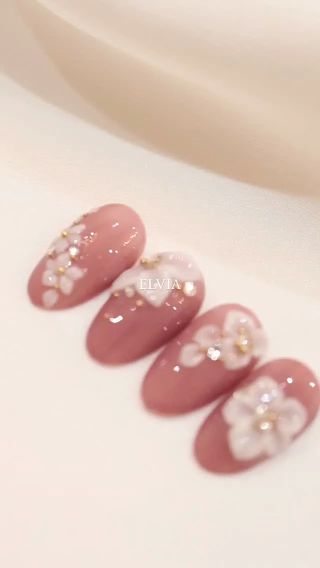 ELVIA【名古屋ネイルサロン】